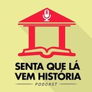 Logomarca do podcast Senta que lá vem história_Disponível no Instagram Logomarca do podcast Senta que lá vem história_Disponível no Instagram